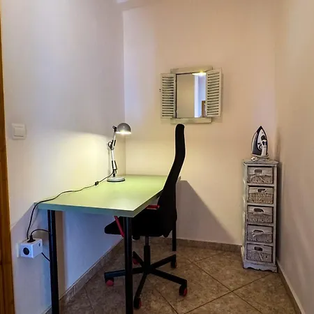 Hills Apartment *